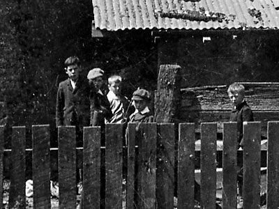 Closeup of boys from photo above right 1912