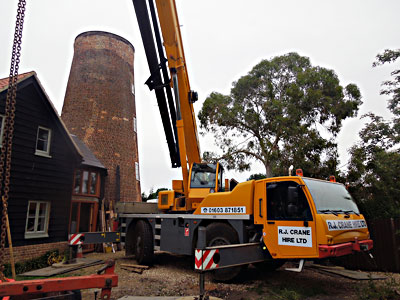 Preparing cap and windshaft for lifting