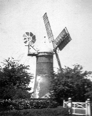 Mill working c.1926