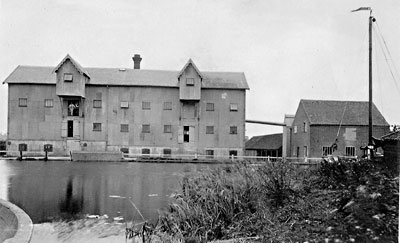 A wherry in front of the mill c.1912