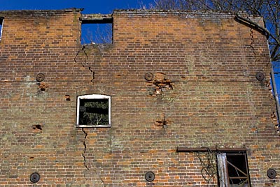 Brickwork apparently bellieved to be safe by North Norfolk DC in January 2008