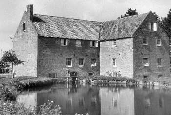 Mill dam June 1946