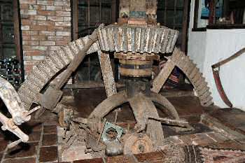 Worthing watermill wallower and pit wheel